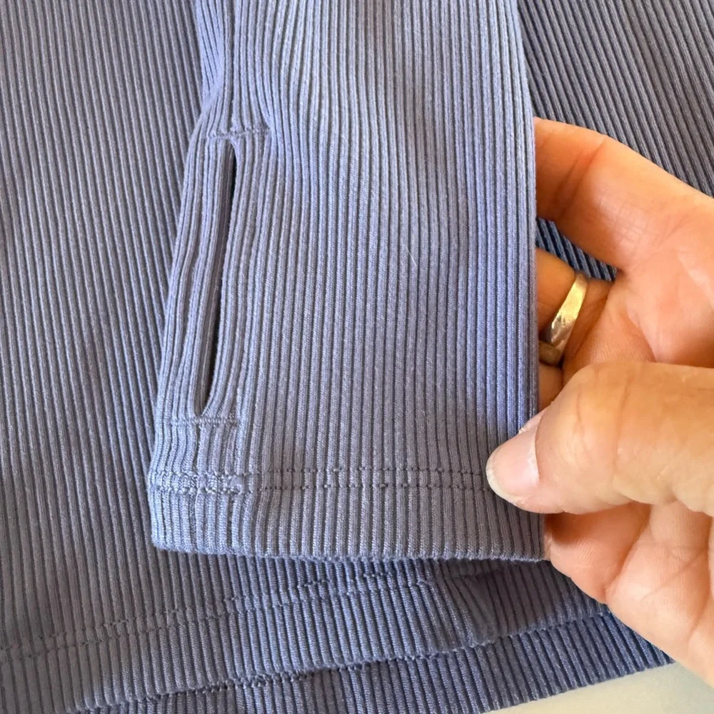 ALO Yoga Blue Ribbed Sweatshirt - Picture 5 of 5